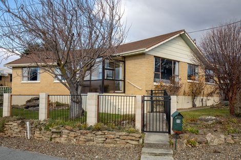 Photo of property in 70 Aronui Road, Bridge Hill, Alexandra, 9320