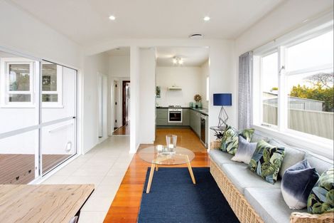 Photo of property in 911 Rangiora Street, Mahora, Hastings, 4120