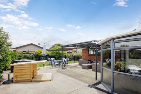 Photo of property in 6 Limousin Place, Grandview Heights, Hamilton, 3200