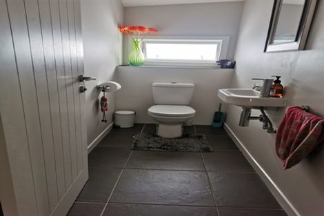 Photo of property in 67 San Valentino Drive, Henderson, Auckland, 0612