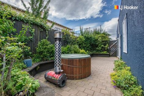 Photo of property in 10 Forbes Street, Balaclava, Dunedin, 9011