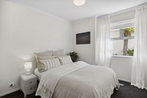 Photo of property in 63 Cliffs Road, Saint Clair, Dunedin, 9012