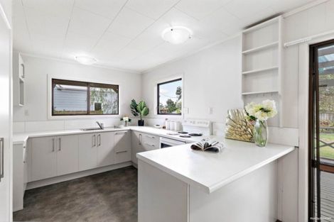 Photo of property in 18 Cherrie Road, Beachlands, Auckland, 2018