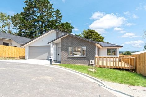Photo of property in 21 Vinistra Road, Kumeu, 0810