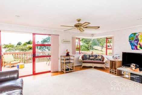 Photo of property in 205 Glengarry Road, Glen Eden, Auckland, 0602