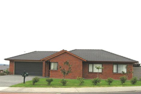 Photo of property in 18 Richfield Crescent, Westgate, Auckland, 0614