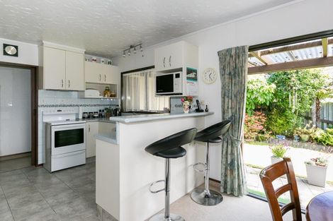 Photo of property in 16 Cardiff Place, Tamatea, Napier, 4112