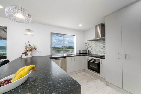 Photo of property in 7 Toi Track, Russell, 0272