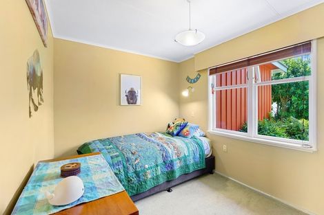 Photo of property in 2 Tui Crescent, Waikanae, 5036