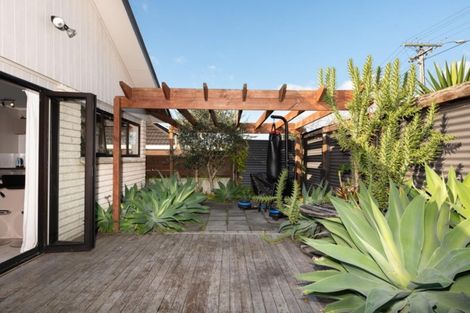 Photo of property in 67a Eighth Avenue, Tauranga, 3110