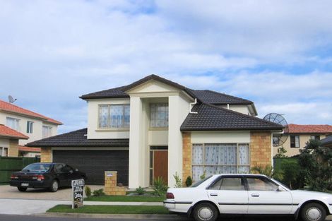 Photo of property in 111 Middlefield Drive, Flat Bush, Auckland, 2016