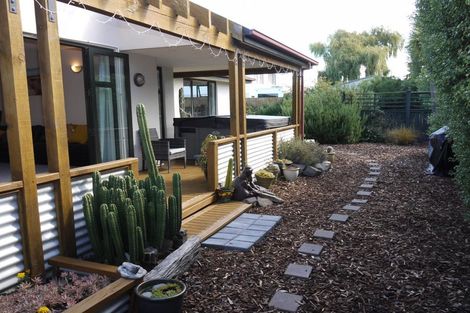 Photo of property in 2 Nautilus Place, Spencerville, Christchurch, 8083