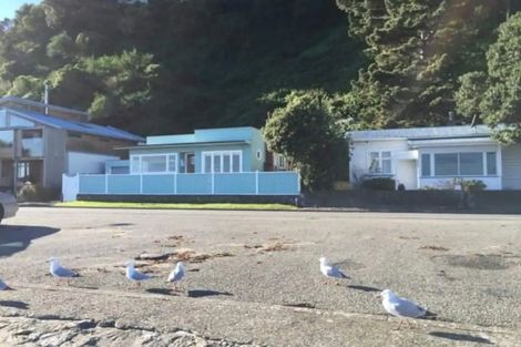 Photo of property in 27 Moana Road, Plimmerton, Porirua, 5026