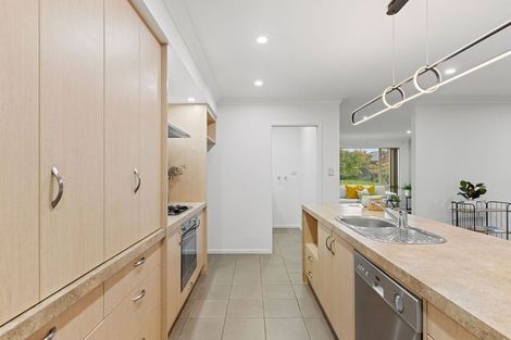 Photo of property in 2 Rooney Place, Aidanfield, Christchurch, 8025