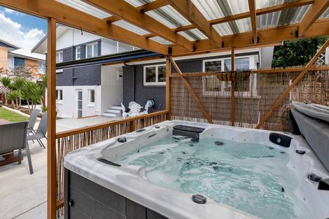 Photo of property in 18 Parkland Crescent, Te Kamo, Whangarei, 0112