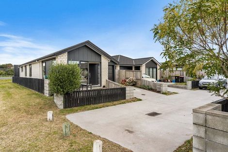 Photo of property in 12 Pense Place, Papamoa, 3118