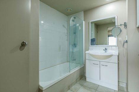 Photo of property in 2o/10 Crown Lynn Place, New Lynn, Auckland, 0600