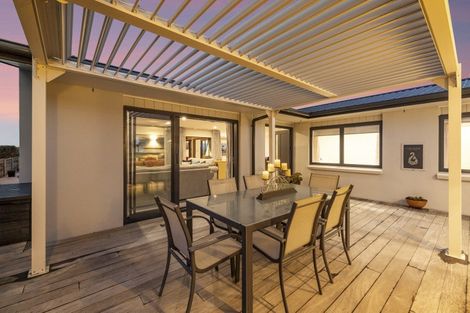 Photo of property in 26 Harbour View Road, Omokoroa, 3114