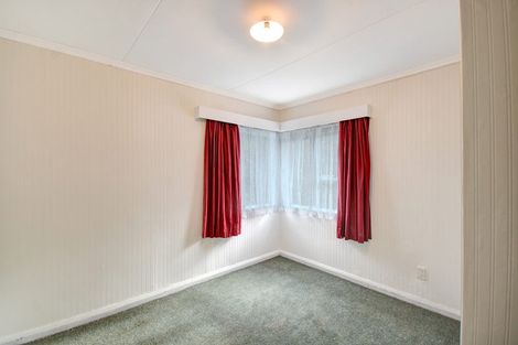 Photo of property in 27 Waldron Crescent, Green Island, Dunedin, 9018