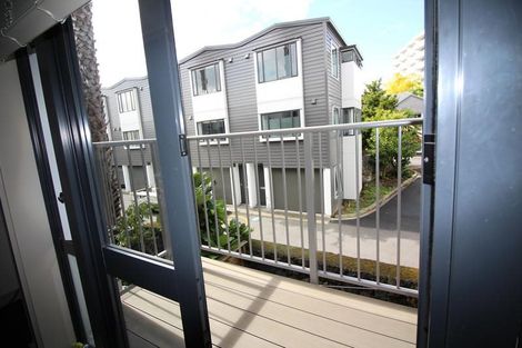 Photo of property in 1 Dovedale Place, Parnell, Auckland, 1010