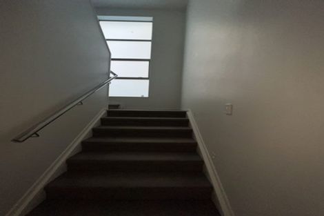 Photo of property in 35c Corunna Road, Milford, Auckland, 0620