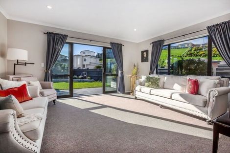 Photo of property in 6 Montego Place, Grenada Village, Wellington, 6037