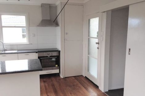 Photo of property in 20 Ronald Place, Manurewa, Auckland, 2102