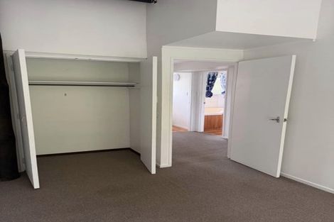 Photo of property in 2/9 Abbeygate Street, Birkdale, Auckland, 0626