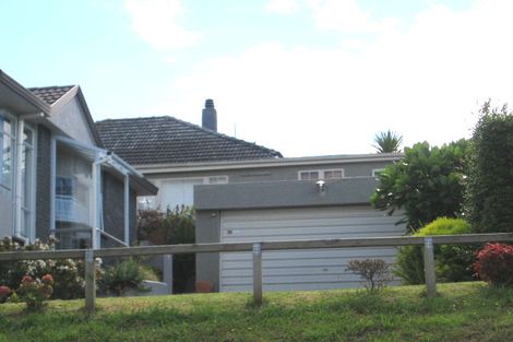 Photo of property in 2/1 Jellicoe Road, Murrays Bay, Auckland, 0630