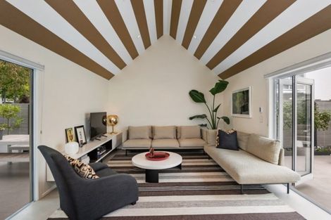 Photo of property in 21 Conference Street, Christchurch Central, Christchurch, 8013