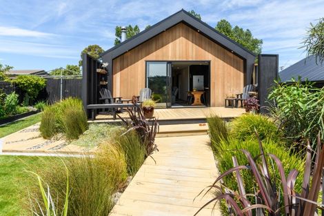 Photo of property in 114 Halcombe Road, Feilding, 4775