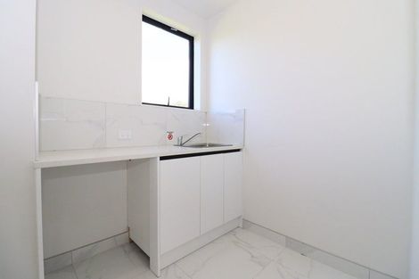 Photo of property in 127a Oreil Avenue, West Harbour, Auckland, 0618