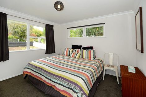 Photo of property in 22 Hatherlow Street, Glenfield, Auckland, 0629