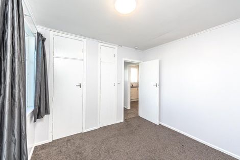 Photo of property in 1 Kupe Place, Castlecliff, Whanganui, 4501