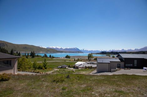 Photo of property in 16 Rankin Rise, Lake Tekapo, 7999