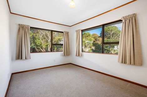 Photo of property in 8 Pukerua Beach Road, Pukerua Bay, 5026