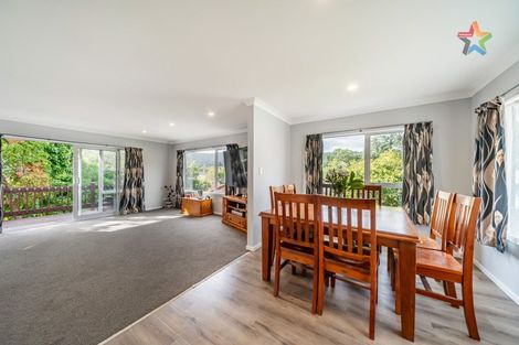 Photo of property in 12 Waipuna Grove, Stokes Valley, Lower Hutt, 5019