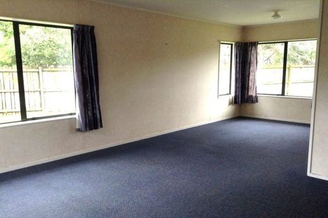 Photo of property in 15 Waylen Place, Burswood, Auckland, 2013