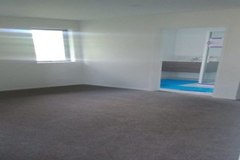 Photo of property in 137/2b Seaview Road, Westown, New Plymouth, 4310