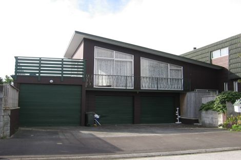 Photo of property in 4 Weston Avenue, Roslyn, Palmerston North, 4414