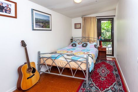 Photo of property in 2 Oxford Terrace, Coromandel, 3506
