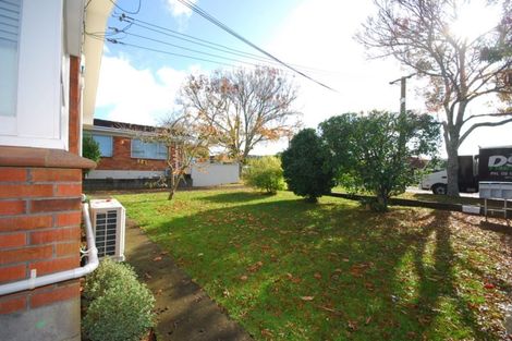 Photo of property in 1/40 Tawhiri Road, One Tree Hill, Auckland, 1061