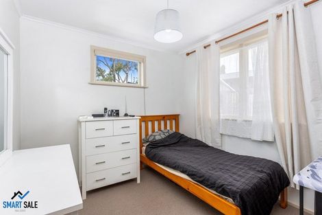 Photo of property in 9 Rerewai Place, Kelston, Auckland, 0602