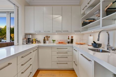 Photo of property in 1 Pearson Road, Whitford, Howick, 2571