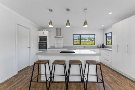 Photo of property in 1 Corbin Court, Ohau, Levin, 5570