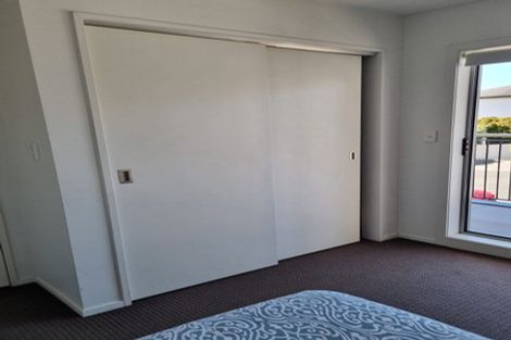 Photo of property in 9c/60 Masons Road, Oteha, Auckland, 0632