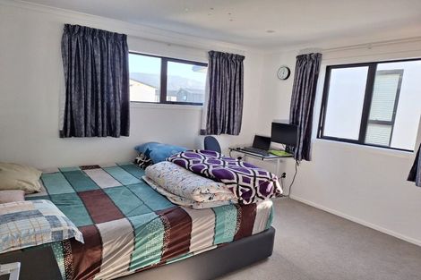 Photo of property in 6 Aston Crescent, Wallaceville, Upper Hutt, 5018