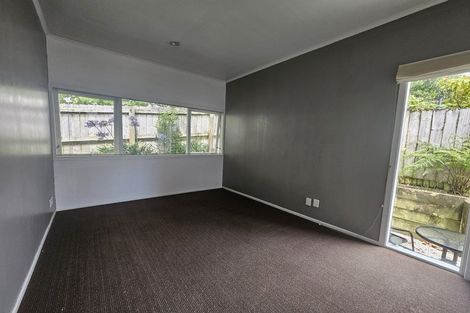 Photo of property in 47a Divich Avenue, Te Atatu South, Auckland, 0610