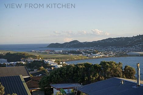 Photo of property in 23uc2 Rangitane Street, Maupuia, Wellington, 6022