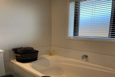 Photo of property in 20 Stevenson Drive, Papamoa, 3118